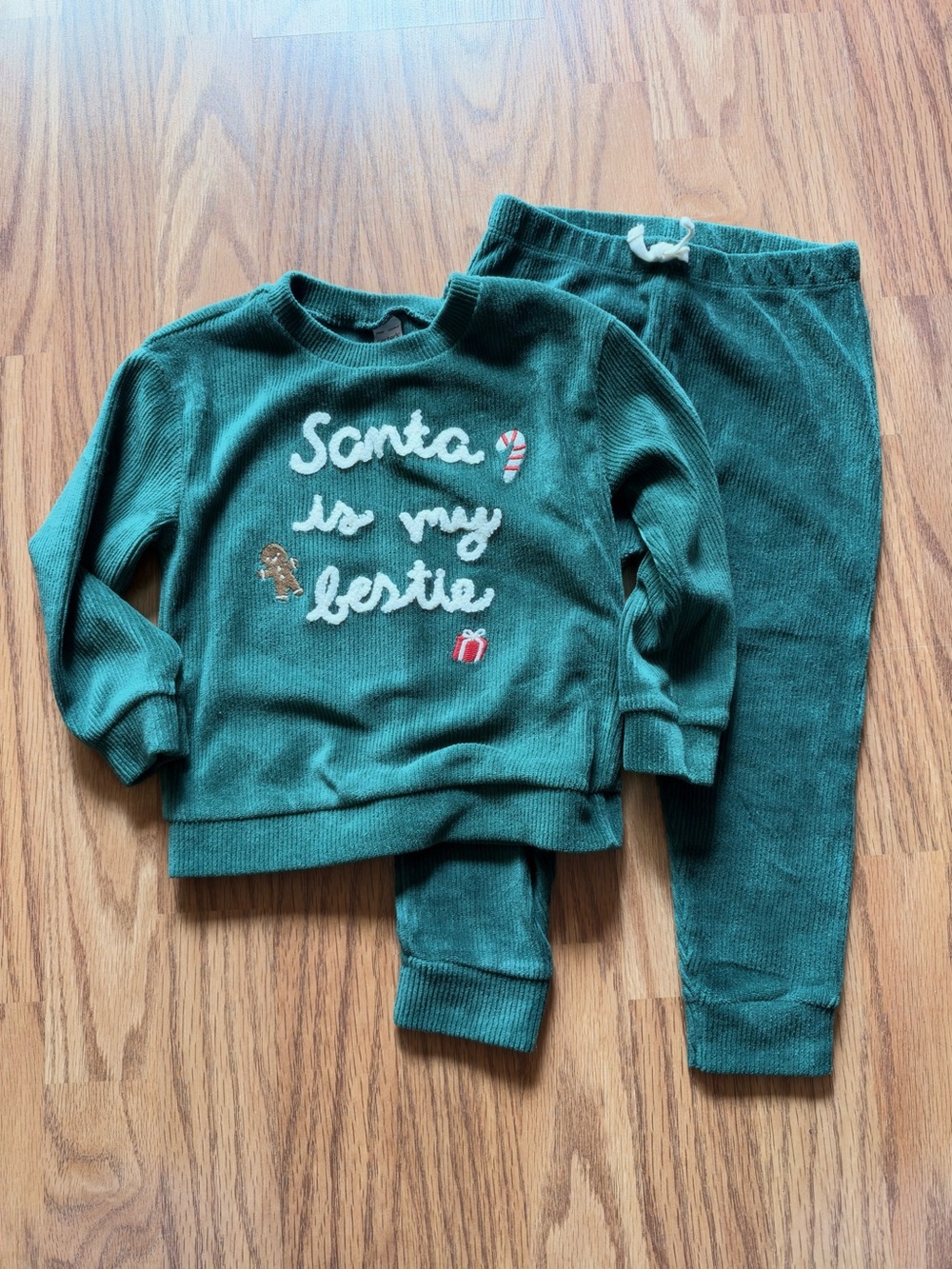 Carter's Green 'Santa is my Bestie' Christmas Cozy Sweatshirt & Joggers Set